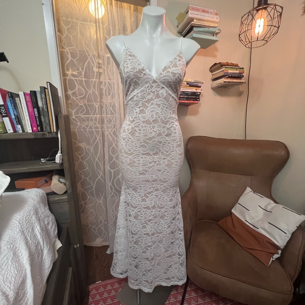 White lace maxi dress